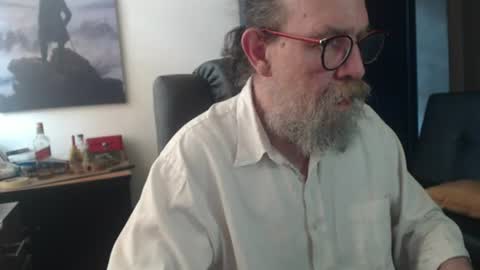Uncle Hottie online show from 07/04/26, 06:03
