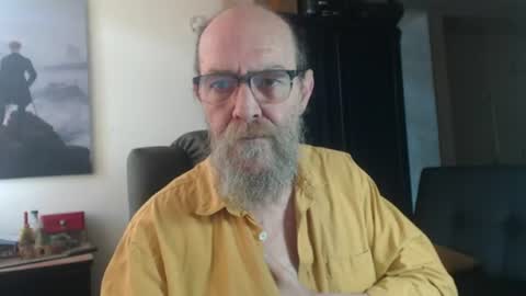 Uncle Hottie online show from 07/06/26, 05:48