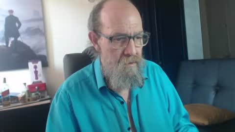 Uncle Hottie online show from 07/16/26, 05:52