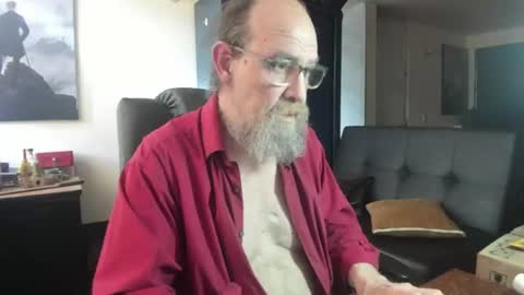 Uncle Hottie online show from 07/24/26, 09:46