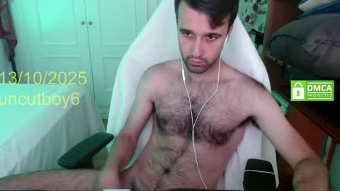 Snapshot of uncutboy6 chatting on 10/13/25, 01:22 Uncut online show from 10/13/25, 01:22