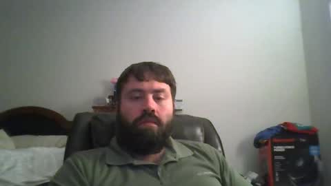 Snapshot of uncutman04 chatting on 11/30/25, 08:40 uncutman04 online show from 11/30/25, 08:40