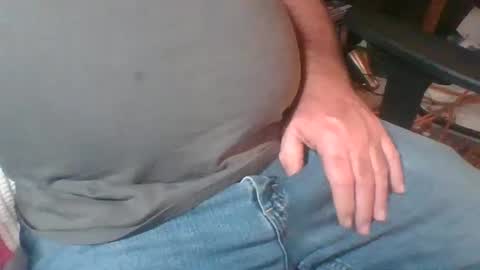 uncutmike7x5 online show from 01/01/25, 07:10