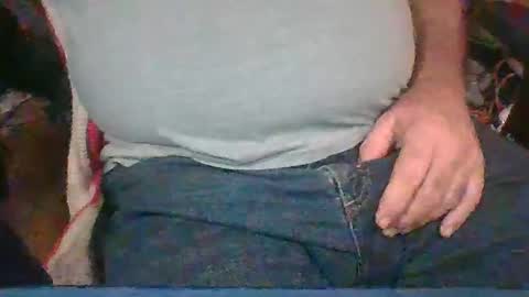 uncutmike7x5 online show from 12/13/25, 09:31