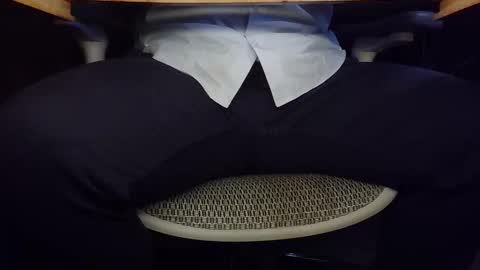 Snapshot of under_the_desk40 chatting on 02/17/26, 10:49 Under the desk online show from 02/17/26, 10:49