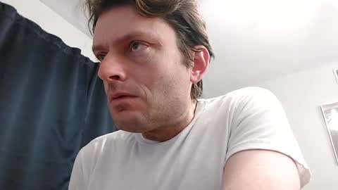 Snapshot of undress_me_ chatting on 02/02/25, 12:35 undress me online show from 02/02/25, 12:35