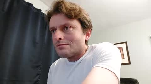 Snapshot of undress_me_ chatting on 02/23/25, 11:36 undress me online show from 02/23/25, 11:36