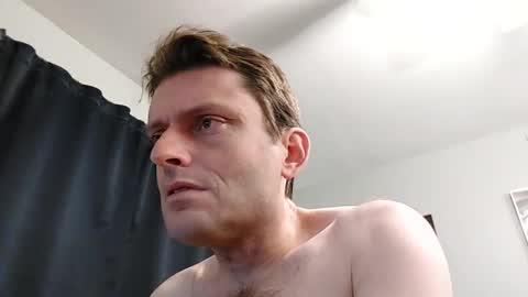 Snapshot of undress_me_ chatting on 02/26/25, 11:15 undress me online show from 02/26/25, 11:15