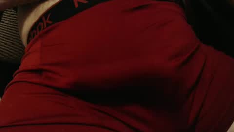 Snapshot of uneedadaddii chatting on 01/21/25, 06:43 . online show from 01/21/25, 06:43