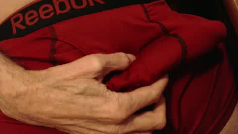 Snapshot of uneedadaddii chatting on 01/22/25, 06:52 . online show from 01/22/25, 06:52