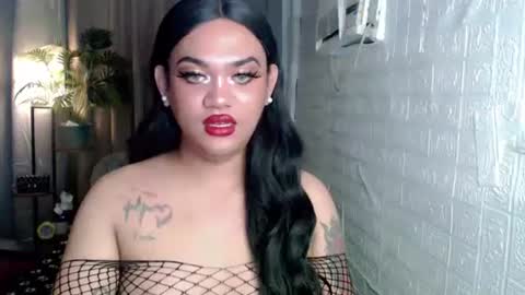 Bella Shamara Odett online show from 09/11/25, 11:43