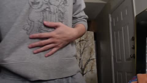 Snapshot of unhingedwang chatting on 01/25/25, 06:01 wang online show from 01/25/25, 06:01