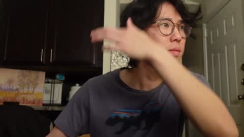 Snapshot of unhingedwang chatting on 02/02/25, 02:48 wang online show from 02/02/25, 02:48