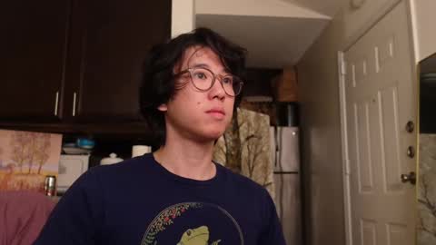 Snapshot of unhingedwang chatting on 03/09/25, 03:11 wang online show from 03/09/25, 03:11