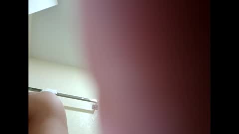 Snapshot of unknownpeopl chatting on 01/27/25, 12:48 unknownpeopl online show from 01/27/25, 12:48