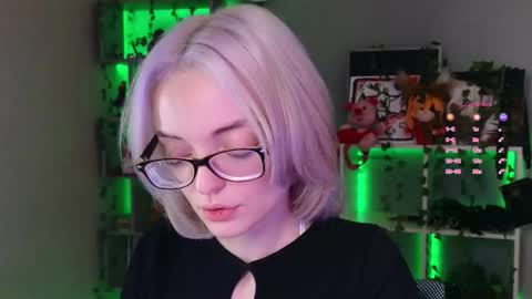 ShizukaShizuSHIZ online show from 09/25/25, 04:16