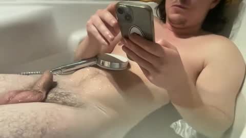 Snapshot of unmecdelyon9 chatting on 12/01/24, 04:51 unmecdelyon9 online show from 12/01/24, 04:51