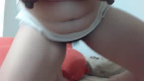 Snapshot of unpenetrated chatting on 12/20/24, 04:53 unny online show from 12/20/24, 04:53