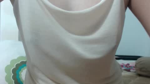 Snapshot of unpenetrated chatting on 11/10/25, 05:06 unny online show from 11/10/25, 05:06