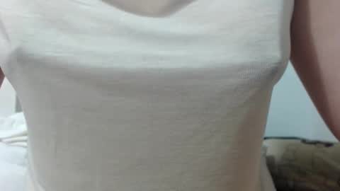 Snapshot of unpenetrated chatting on 11/12/25, 09:42 unny online show from 11/12/25, 09:42