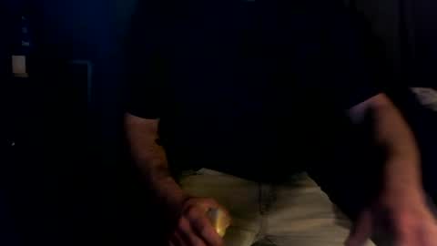 untouchableace84 online show from 12/01/25, 10:59