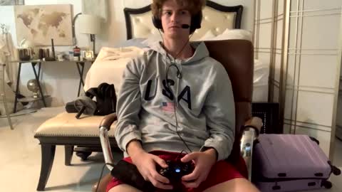 Stepbro online show from 02/06/25, 01:32