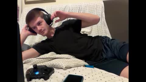 Stepbro online show from 03/09/25, 10:08