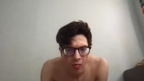 Snapshot of upsetboy chatting on 06/29/26, 07:14 deaf mute boy online show from 06/29/26, 07:14