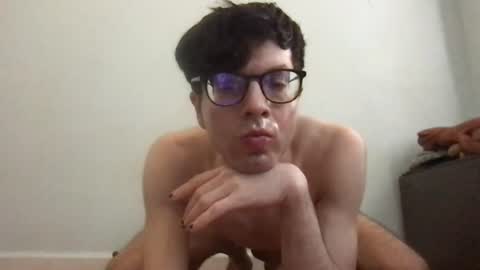 Snapshot of upsetboy chatting on 07/25/26, 09:45 deaf mute boy online show from 07/25/26, 09:45
