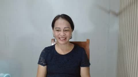 Snapshot of ur_asianbemvie69 chatting on 06/12/26, 03:00 bemvie online show from 06/12/26, 03:00
