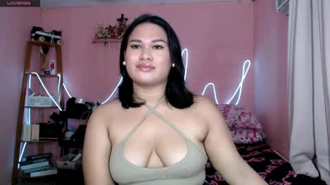 Snapshot of ur_baby_rebbecca chatting on 06/07/26, 11:25 SINGLE online show from 06/07/26, 11:25