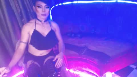 MISS ANNA online show from 01/07/26, 07:05