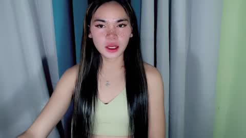QUEENSY online show from 01/17/25, 06:44