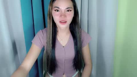 QUEENSY online show from 01/20/25, 05:04