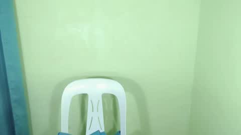 QUEENSY online show from 02/05/25, 04:25