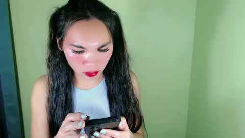 QUEENSY online show from 02/06/25, 03:41