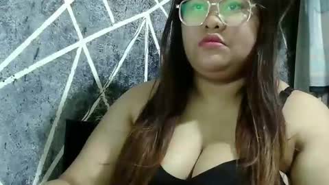 Rose --- online show from 12/19/24, 06:56