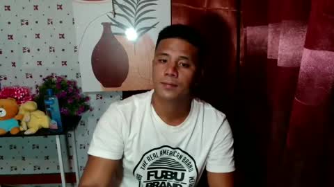 Snapshot of ur_pinoydave chatting on 01/16/25, 11:26 Dave online show from 01/16/25, 11:26