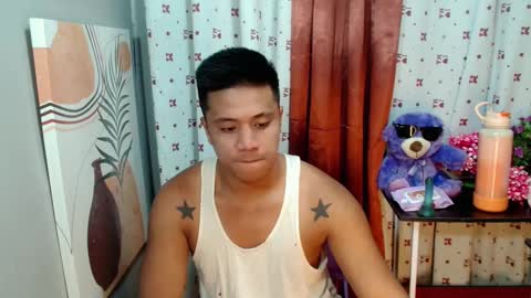 Snapshot of ur_pinoydave chatting on 02/05/25, 06:26 Dave online show from 02/05/25, 06:26