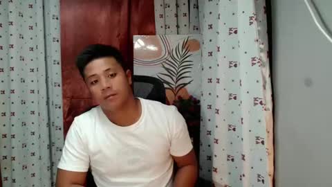 Snapshot of ur_pinoydave chatting on 02/10/25, 11:25 Dave online show from 02/10/25, 11:25