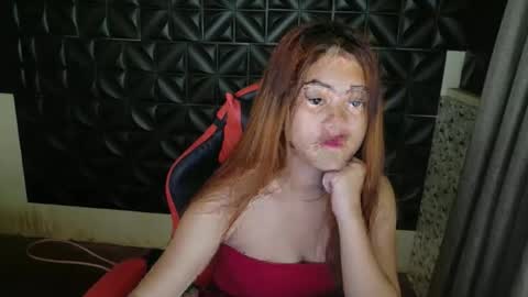 Snapshot of ur_prettyangel chatting on 04/29/26, 12:42 ur_prettyangel online show from 04/29/26, 12:42
