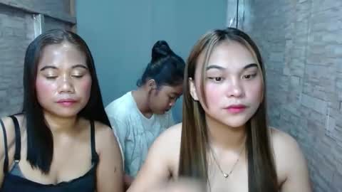 ur_prettymitch online show from 10/12/25, 04:28