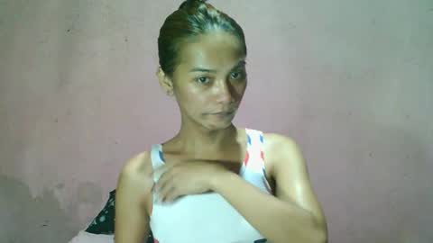 Snapshot of ur_sexybabe_ehra chatting on 05/18/26, 06:41 ur_sexybabe_ehra online show from 05/18/26, 06:41