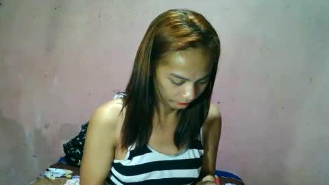 Snapshot of ur_sexybabe_ehra chatting on 06/08/26, 09:48 ur_sexybabe_ehra online show from 06/08/26, 09:48