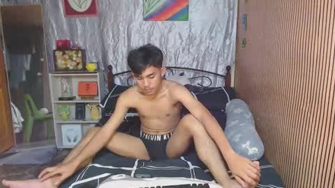 Snapshot of ur_shan21 chatting on 10/26/25, 10:10 ur_shan21 online show from 10/26/25, 10:10