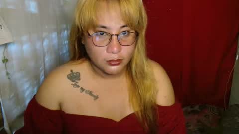 pretitit micole online show from 09/21/25, 12:12