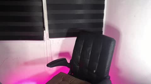 Snapshot of urasaintwink chatting on 01/12/25, 10:22 Bran online show from 01/12/25, 10:22