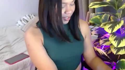 urasian_bella23 online show from 10/28/25, 01:42