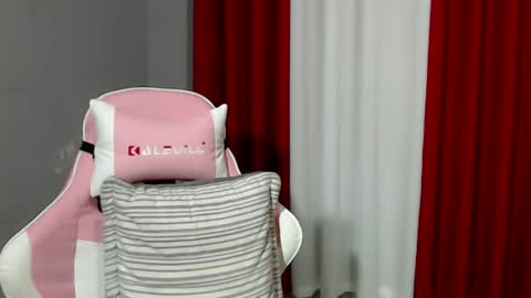 Snapshot of urasian_erica chatting on 12/12/24, 11:07 urasian_erica online show from 12/12/24, 11:07