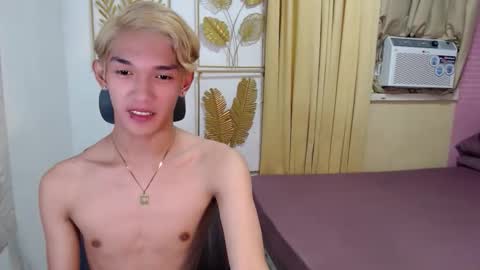 urasian_john20 online show from 04/06/26, 05:47